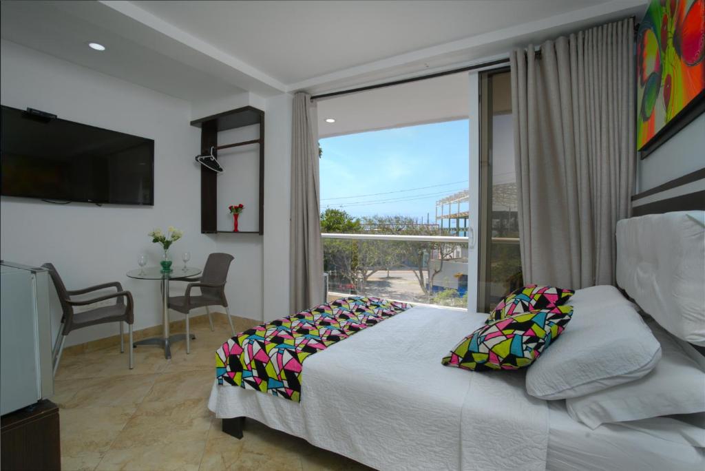 Hollywood Beach Suite photo 4