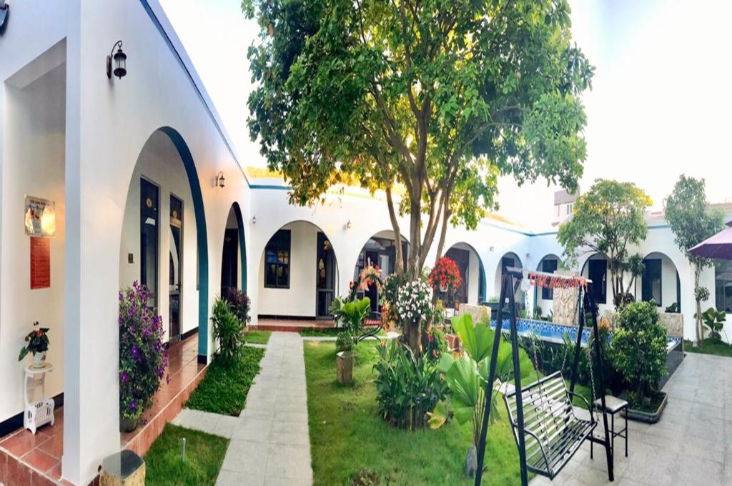 TROPICAL HOMESTAY PHÚ YÊN