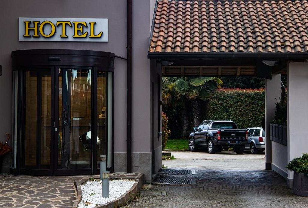Hotel Sirio, Sure Hotel Collection by Best Western - Tap to explore photos
