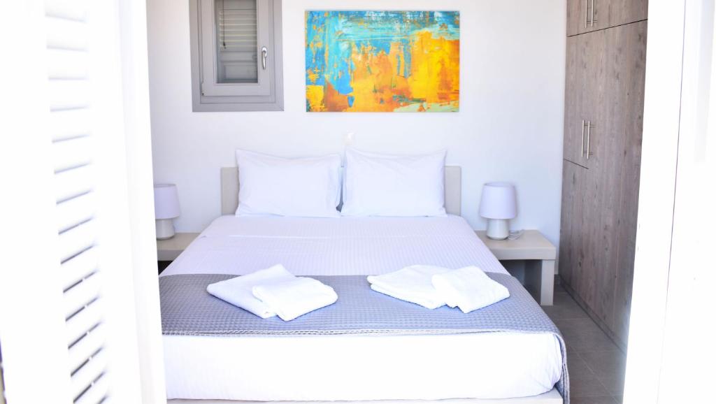 Antigoni Villas photo 2