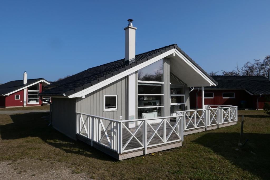 Resort 2 Ocean Cottage A 96