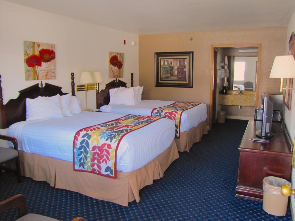 Dutton Inn image