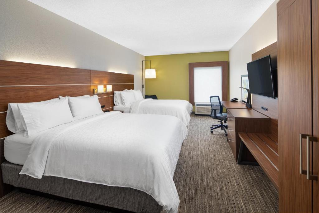 Holiday Inn Express Statesboro, an IHG Hotel photo 3