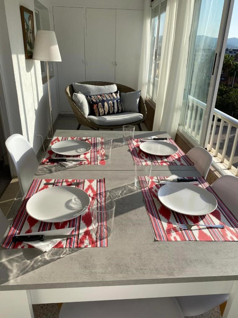Apartamento RosarioyEmma - Primera línea de playa con vista mar photo 4