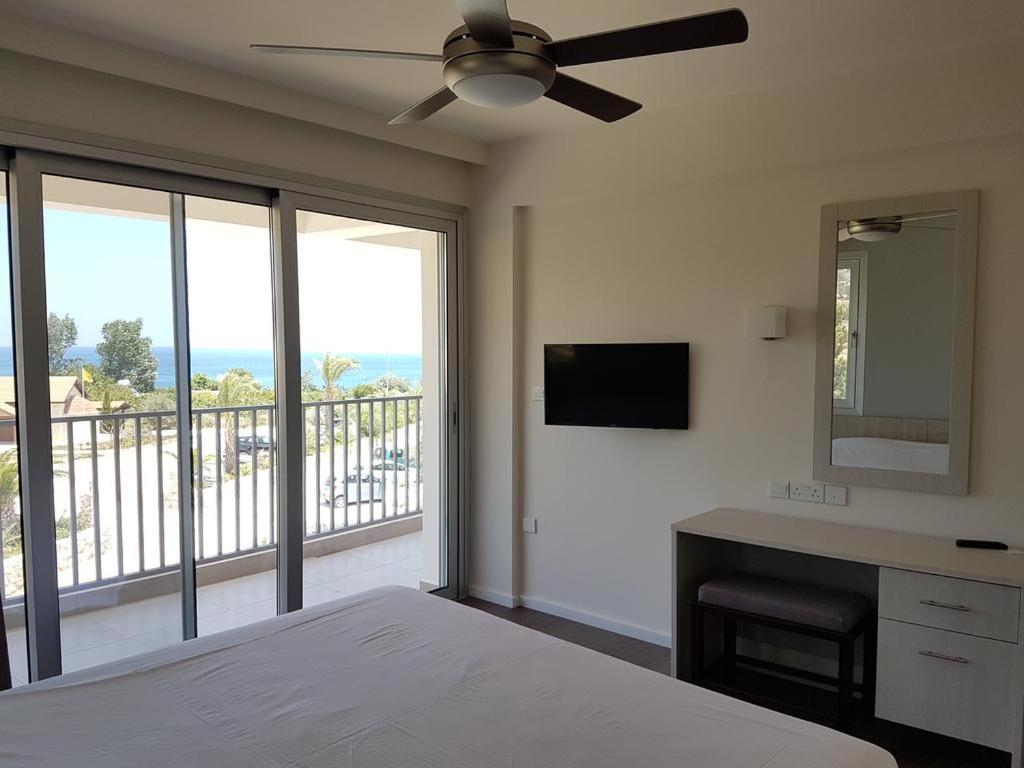 Aphrodite Beach Hotel photo 2