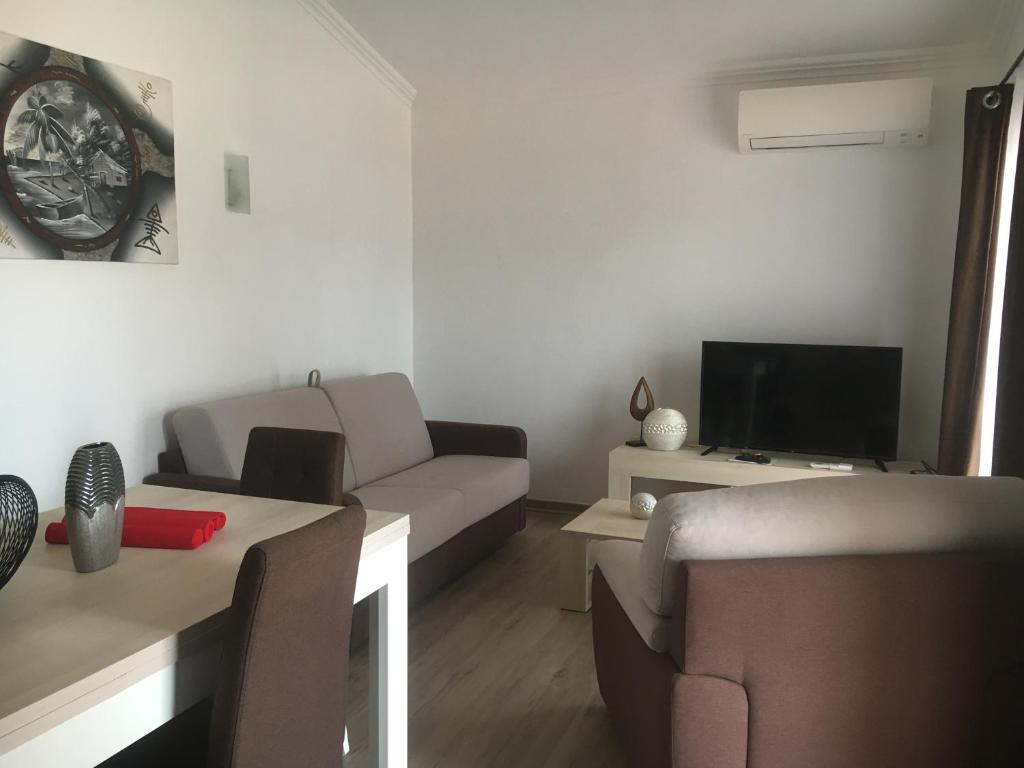 Casa Areias Boutique Apartments - Tap to explore photos