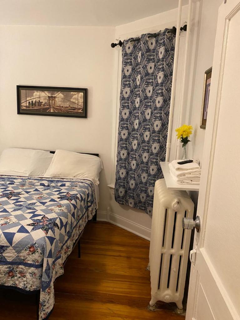 Двухместный (Двухместный номер с 1 кроватью и общей ванной комнатой), Hollywood Rentals LLC