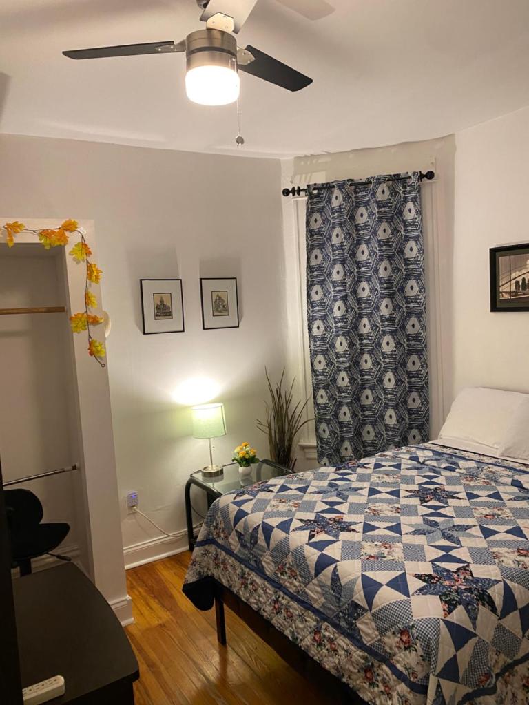 Двухместный (Двухместный номер с 1 кроватью и общей ванной комнатой), Hollywood Rentals LLC