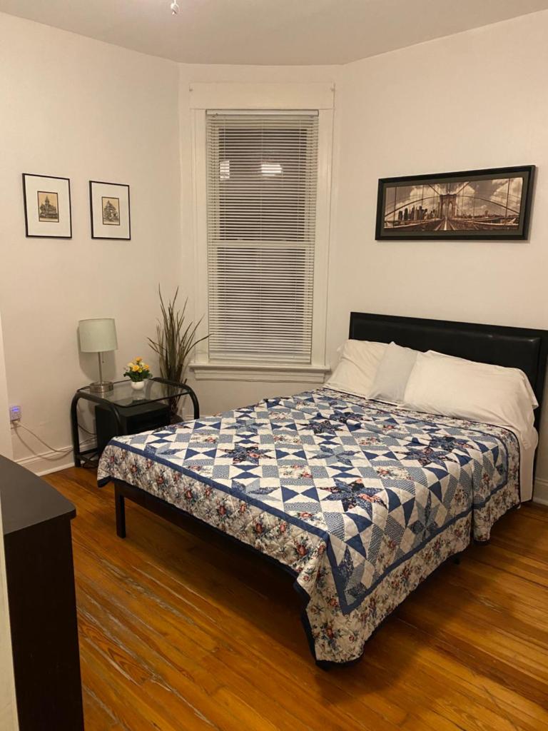 Двухместный (Двухместный номер с 1 кроватью и общей ванной комнатой), Hollywood Rentals LLC