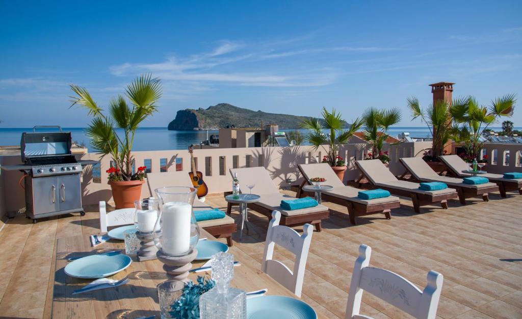 Manolia Dream Apartment 3-bedrooms 30m to the beach photo 1