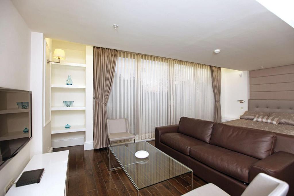 Pera Residence photo 3
