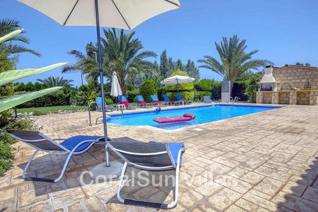 Marlin Beach Front Luxury Villa - 4 Bedrooms photo 3
