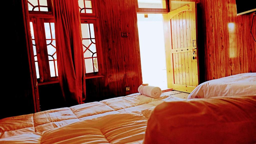 Old Hunza inn photo 4