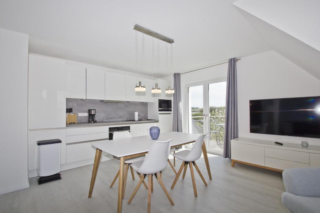 Ferienwohnung mit Meerblick, Balkon und Garten - Haus Inselblick FeWo MEERluft photo 3
