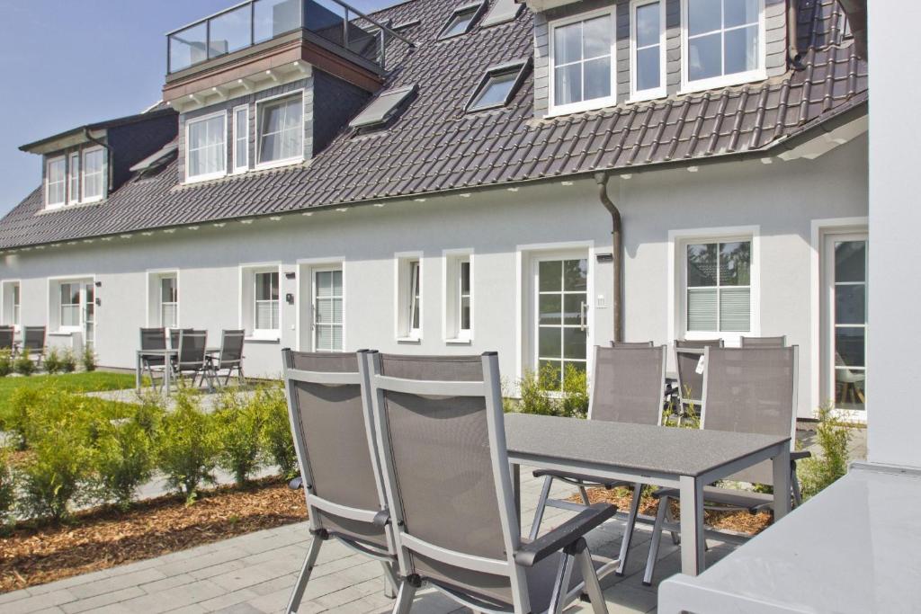 gratis Nutzung vom AHOI Erlebnisbad und Sauna in Sellin - Haus Inselwind FeWo MEERbodden photo 4