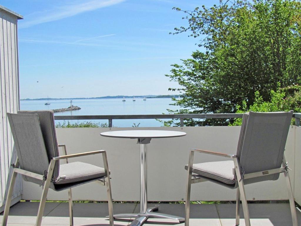 Villa Vilmblick - Wohnung 07 mit Terrasse und Boddenblick photo 2