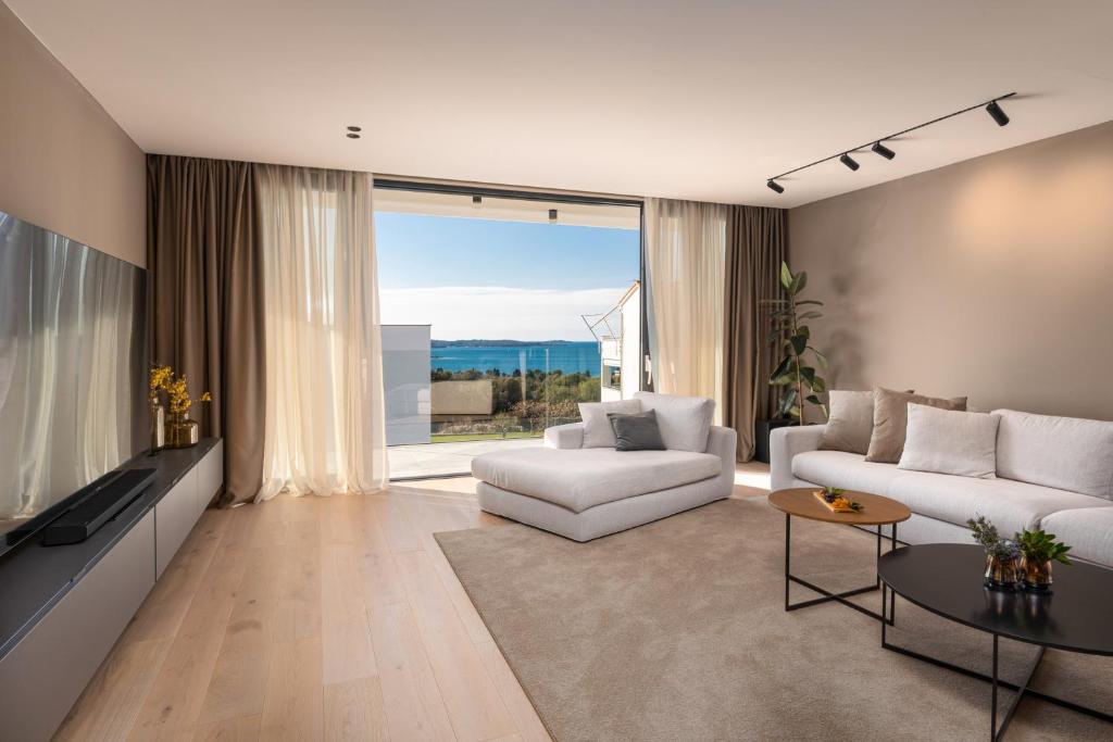 Luxury Villa Aruna photo 4