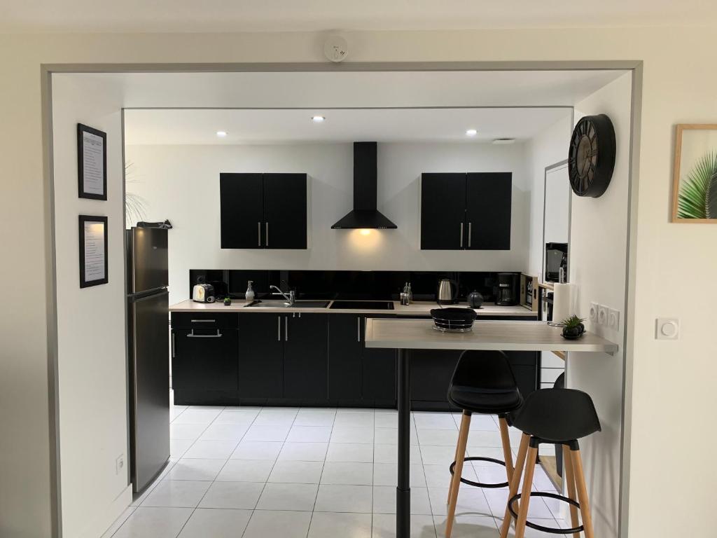 Gîte avec jardin à 1,5 km des plages du débarquement photo 4