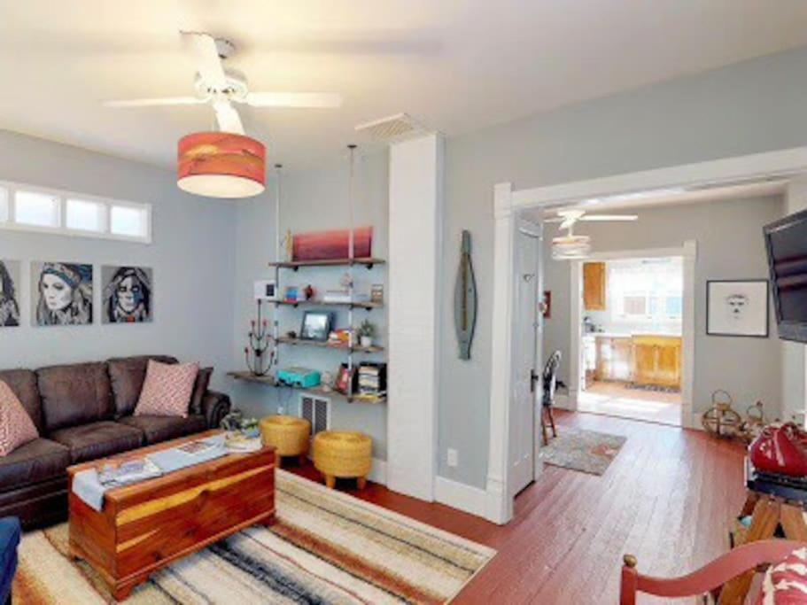 The Blue Bungalow photo 1