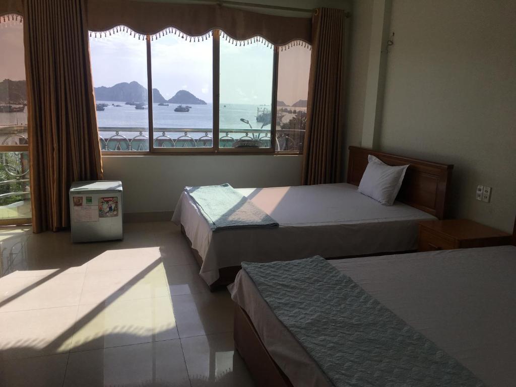 Семейный (Семейный номер с видом на море), Private Balcony Hotel