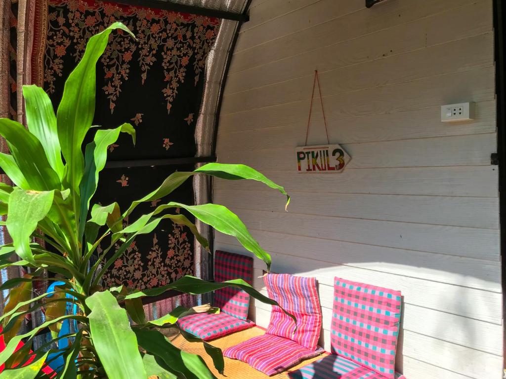 Двухместный (Двухместный номер с 1 кроватью и видом на горы), Baan Suan Thip Homestay