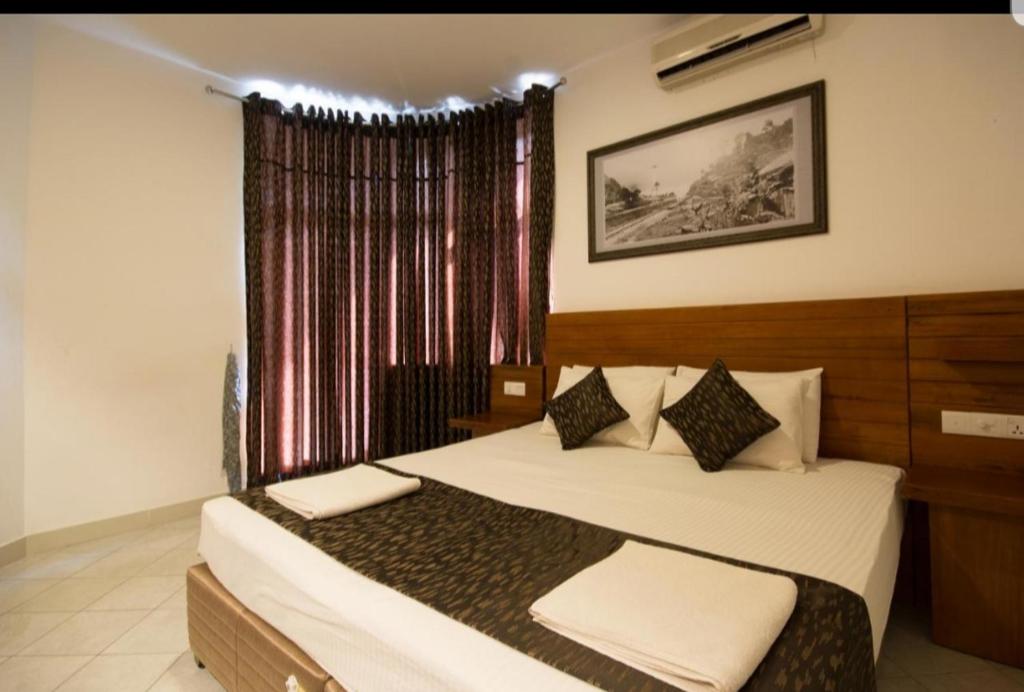 Двухместный (Двухместный номер Делюкс с 1 кроватью), Kandyan View Holiday Bungalow