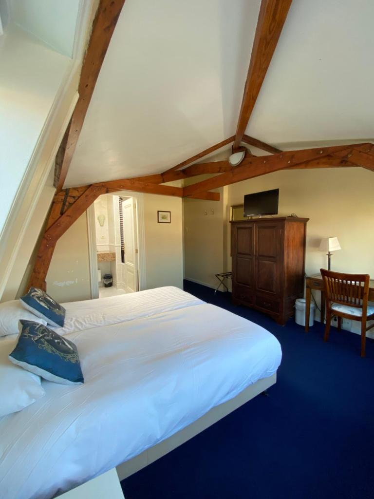 Hotel Bridges House Room Type - Comfort Double Room