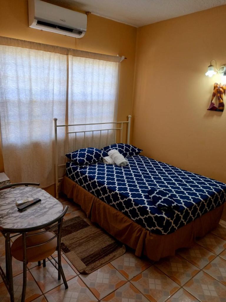 Beverley's Guest House, Nevis photo 4