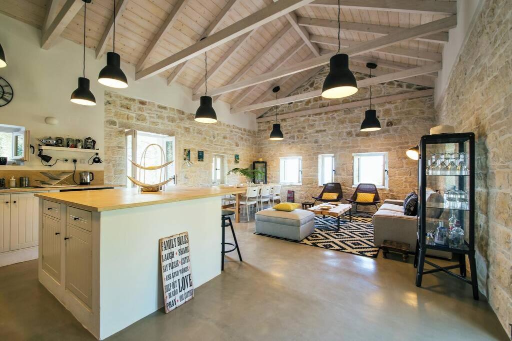 Paxos StoneHouse photo 3