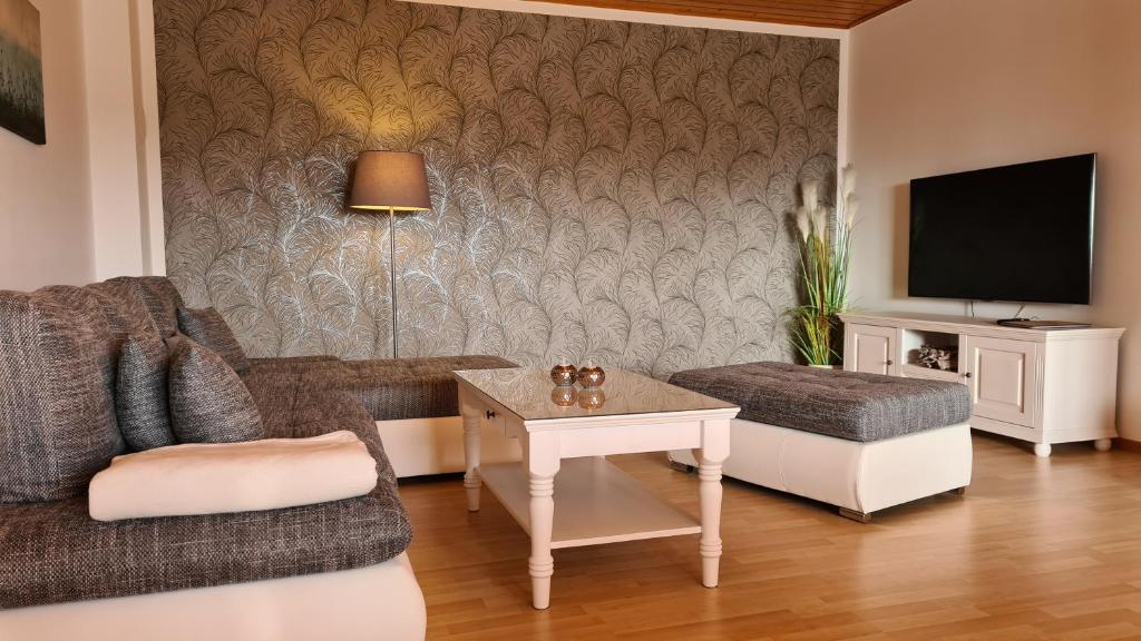 Moderne Ferienwohnung mit eigenem Garten und traumhaften Blick photo 3