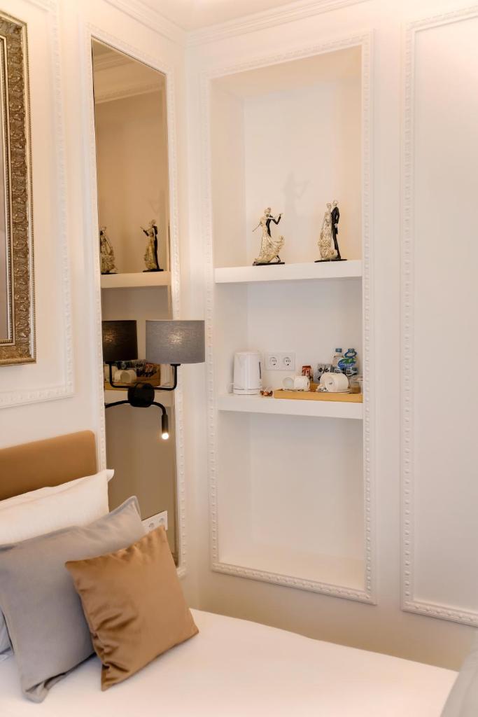 Bon Hotel photo 4