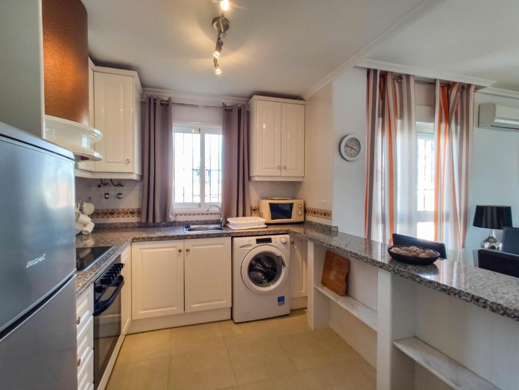 villamartin 2 bed 2 bath holiday apartment photo 4