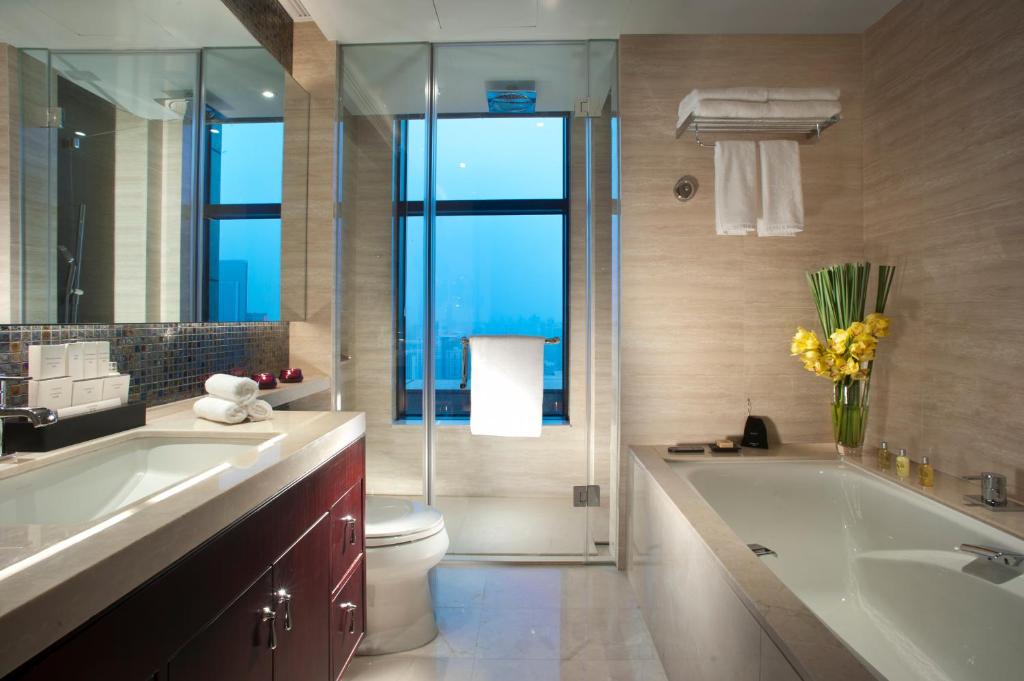 Апартаменты (Улучшенные апартаменты с 2 спальнями), Oakwood Premier Guangzhou
