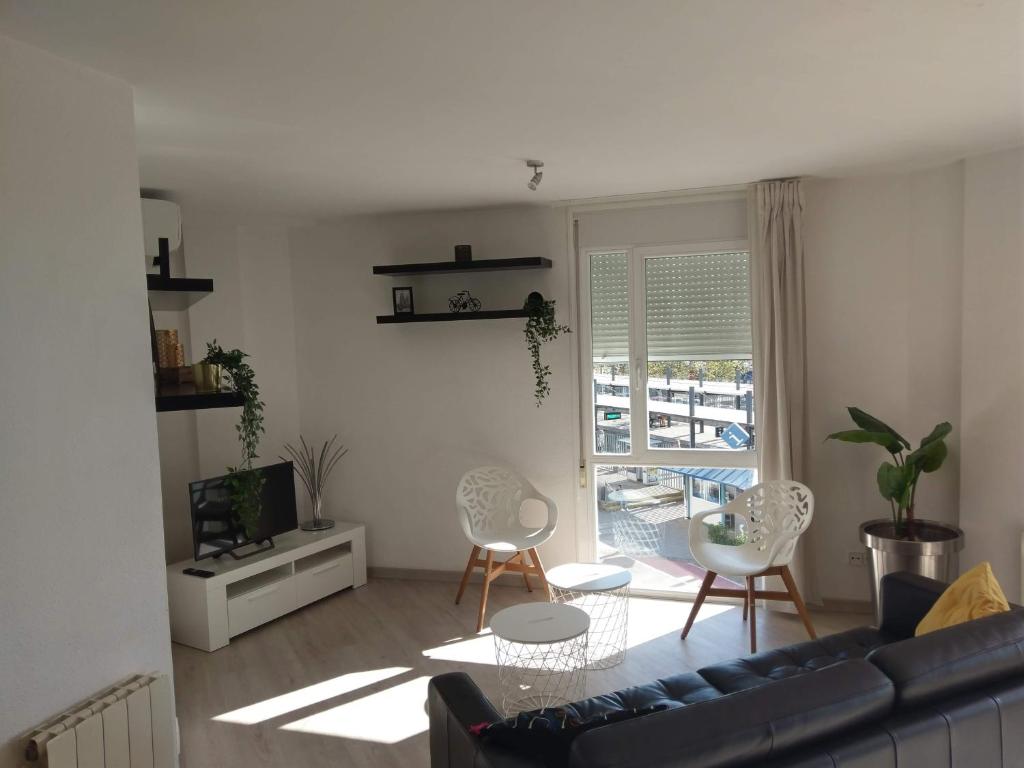 Luxury Apartment Accommodation, next to beach & train station Calella photo 1