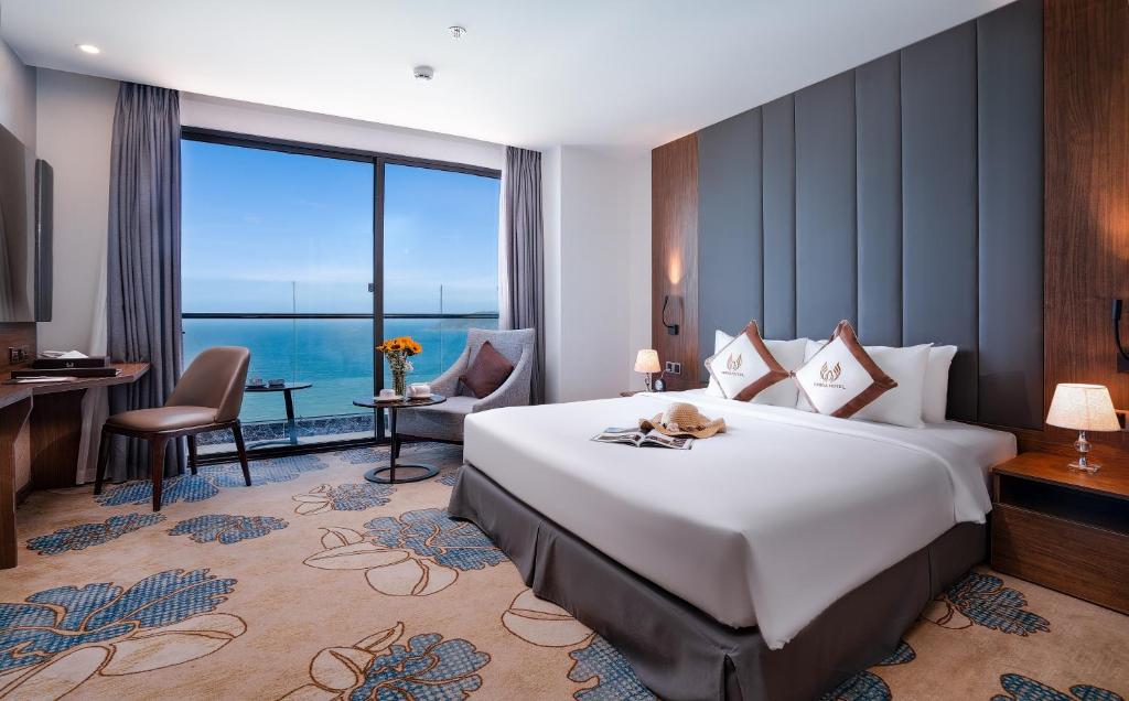 Двухместный (Premier Double or Twin Room with Balcony - Ocean View), Vesna Hotel