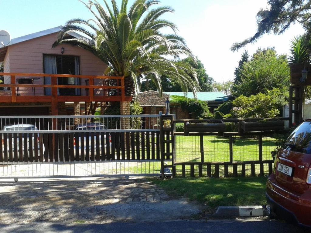 Little Lotta Cottage photo 2