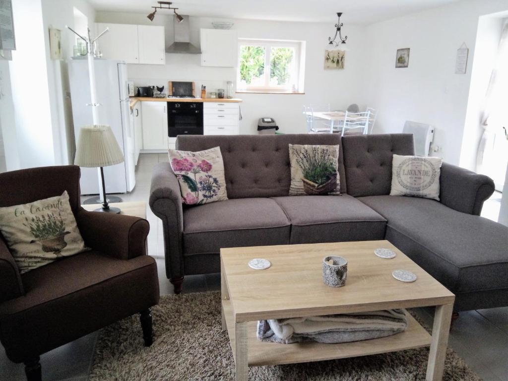 Coet Moru Gites Lavender Cottage photo 2