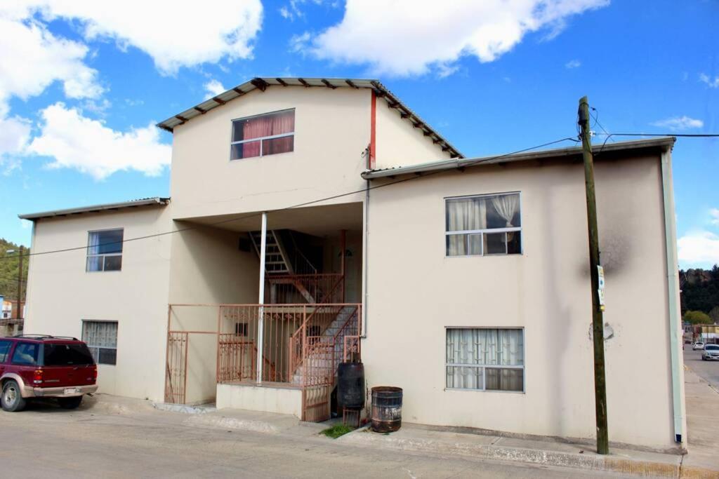 Departamento completo en Creel photo 3