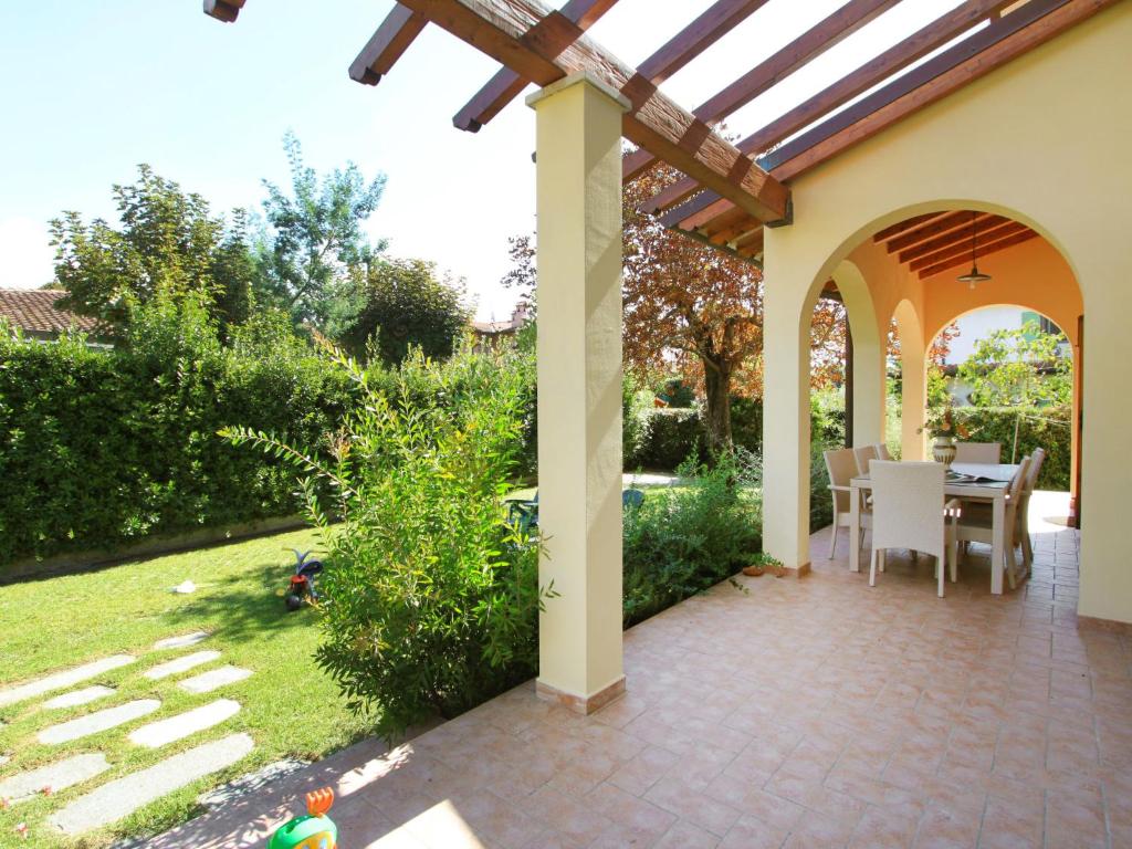 Villa Villa Gino by Interhome photo 2