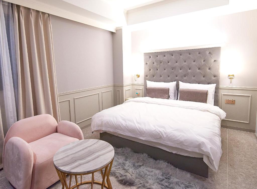 사직 덴바스타 시그니처 호텔 Room Type - Premium Double Room