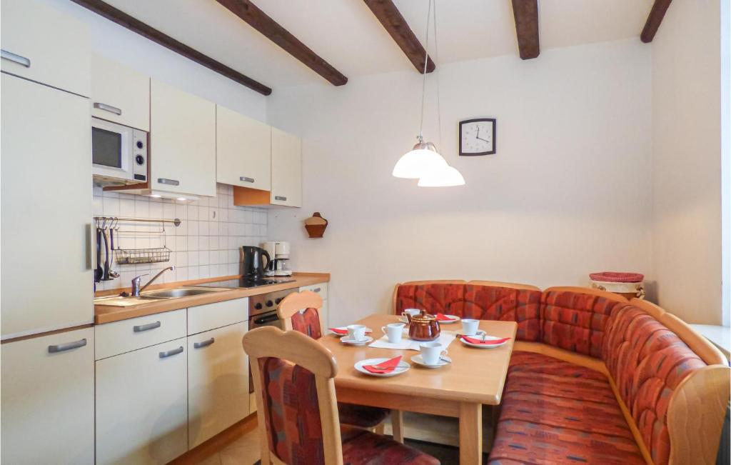 Beautiful Apartment In Arrach With 2 Bedrooms And Wifi photo 3