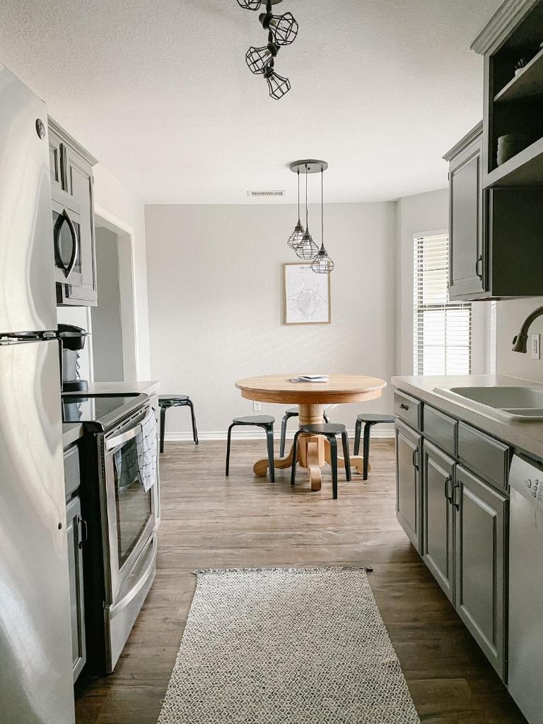 The Pearl: A Fully Updated 3 Bedroom Home Near ACU photo 1