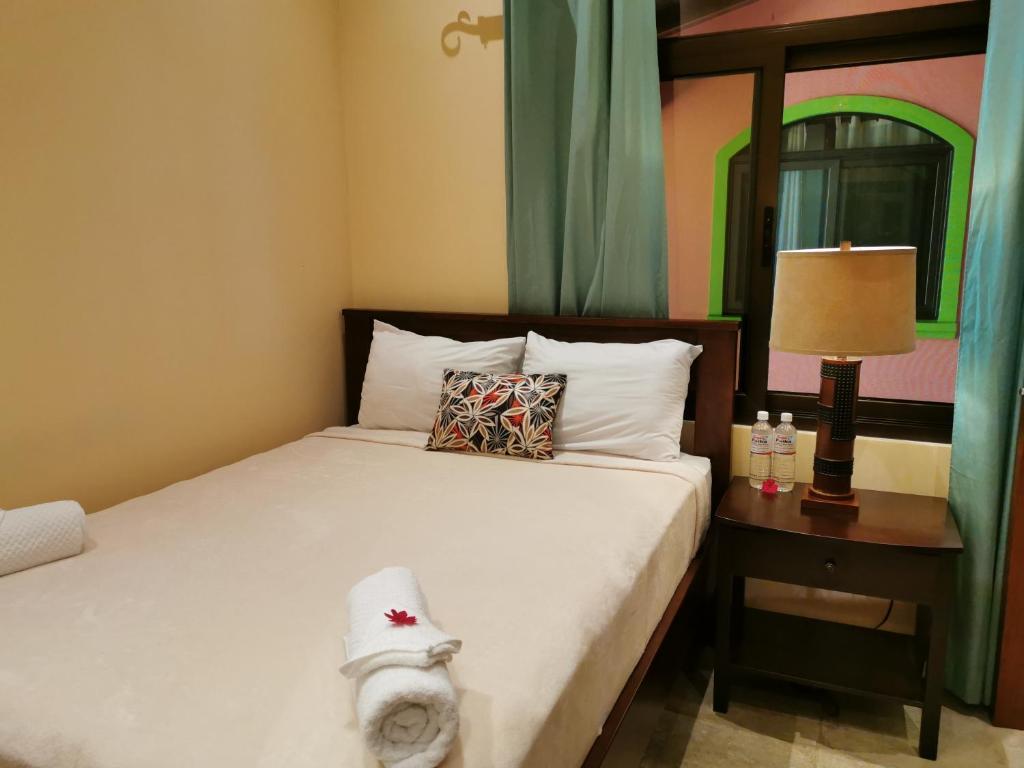 One Bedroom Villa on 20 Acres of Nature! "Bird Paradise" photo 3