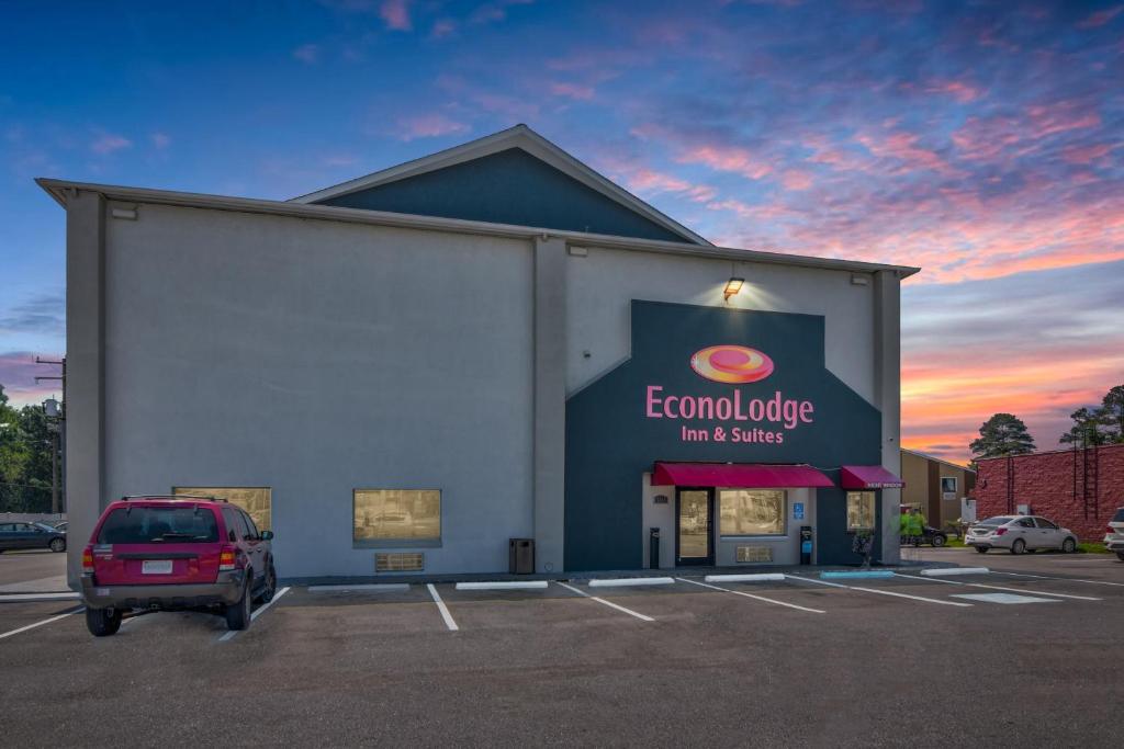 Econo Lodge Inn & Suites I-64 & US 13 photo 4