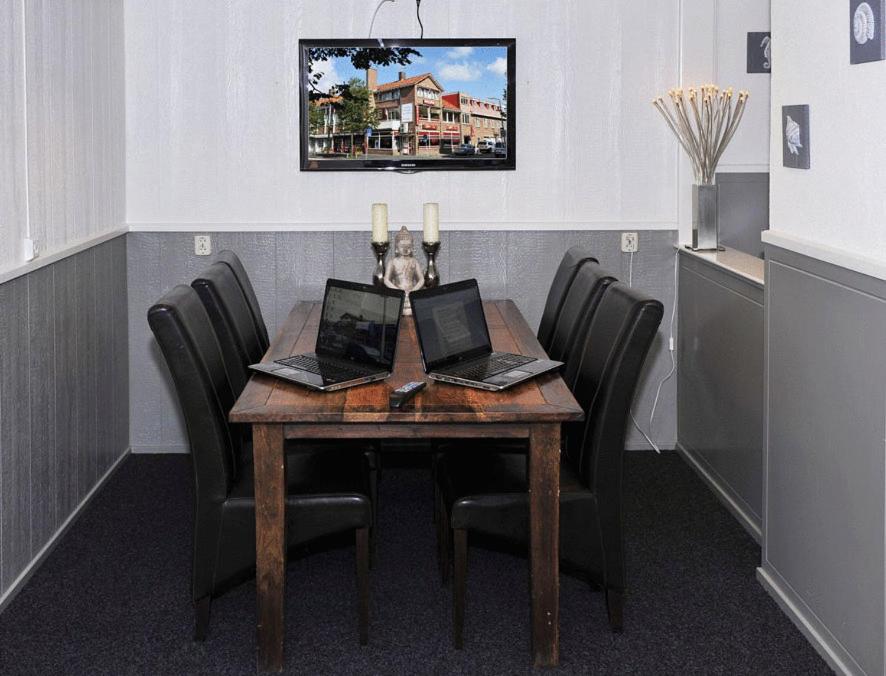 Hotel Royal photo 1