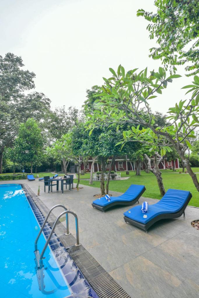 Mahanuge Hotel Polonnaruwa photo 3