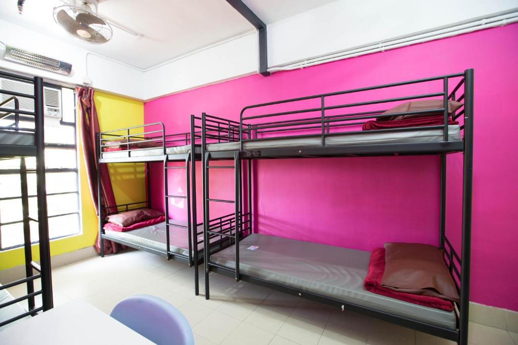 Номер (1 Bed in 6-Person Male Dormitory with Shared Bathroom), YHA Bradbury Jockey Club Youth Hostel