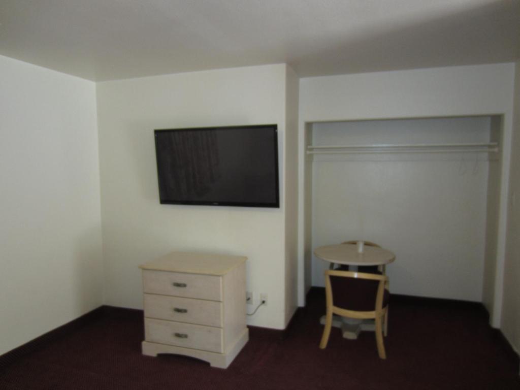 Tropico Motel photo 4