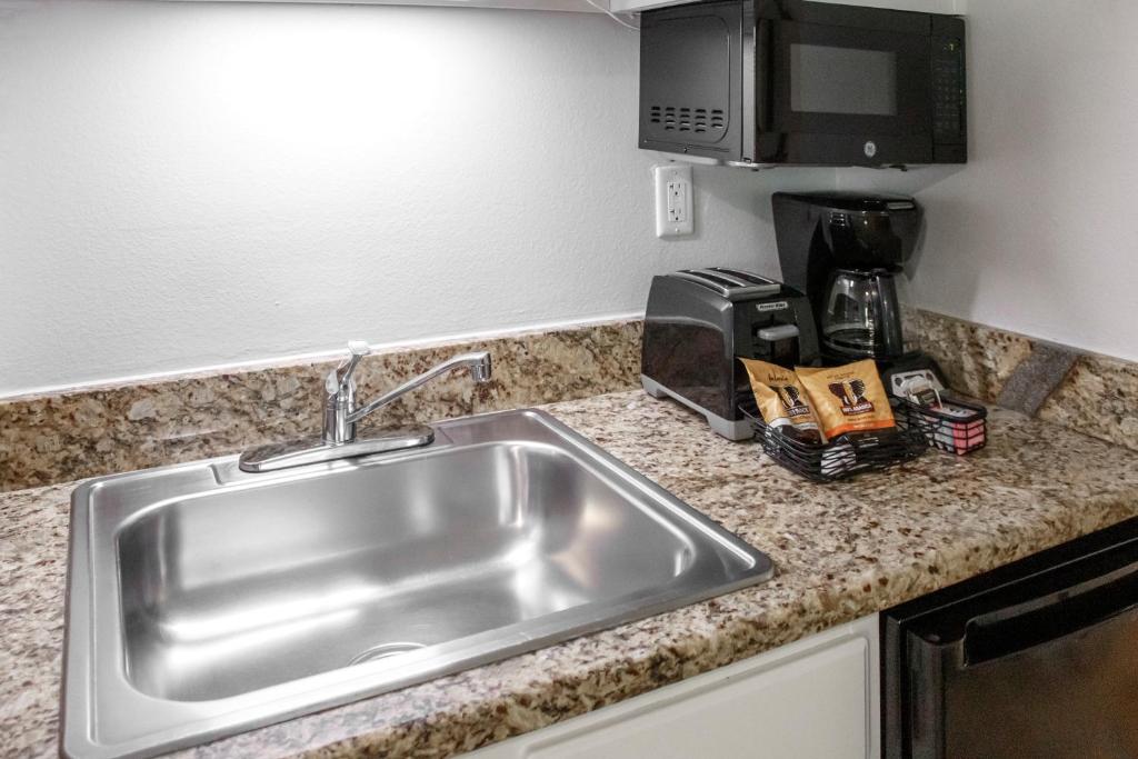 Четырехместный (Вилла с 1 спальней), Barefoot'n Resort By Diamond Resorts