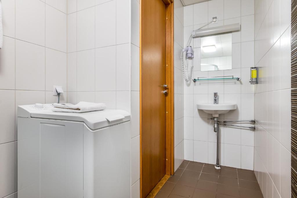 Апартаменты (Апартаменты Делюкс с балконом), Adelle Apartments